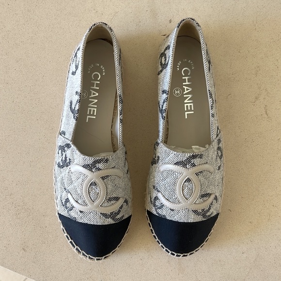BRAND NEW Size 7 CHANEL Espadrilles in Taupe, Grey and Black - Picture 2 of 11